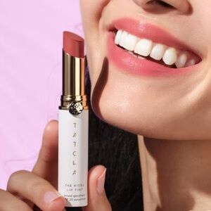 The Kissu Lip Tint SPF 25
Tinted Lip Sunscreen